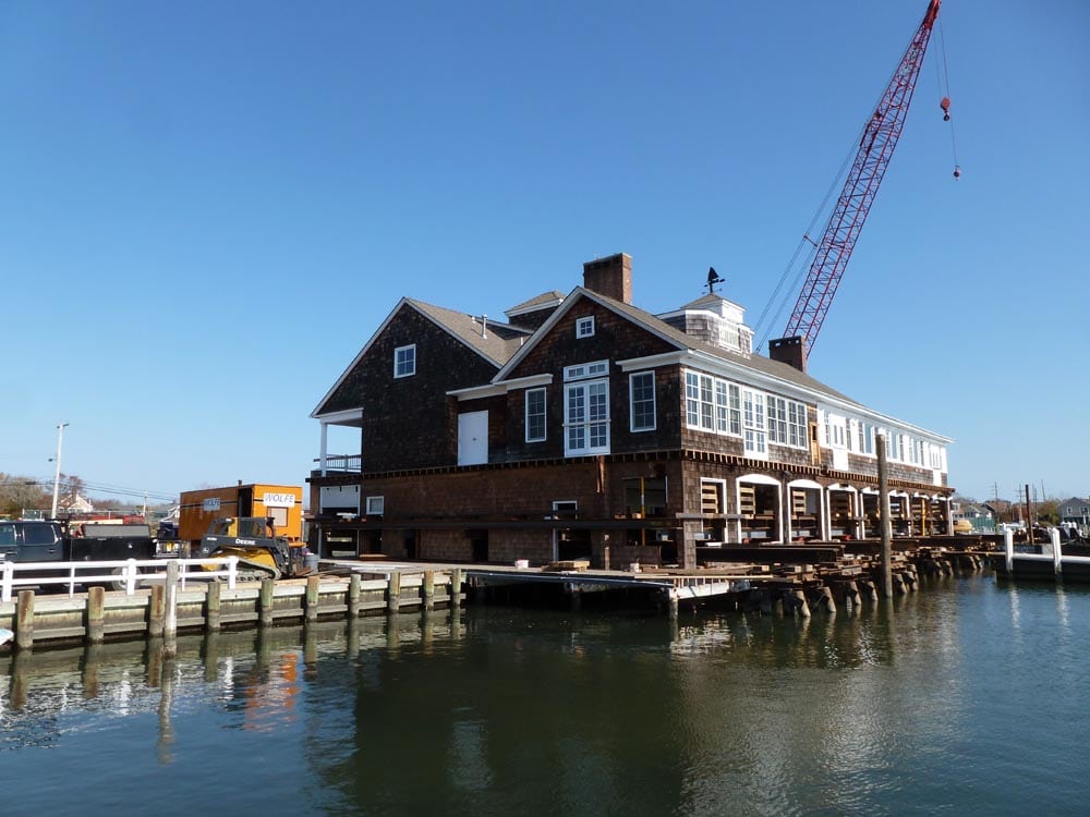 Bay Head Yacht Club before lifting