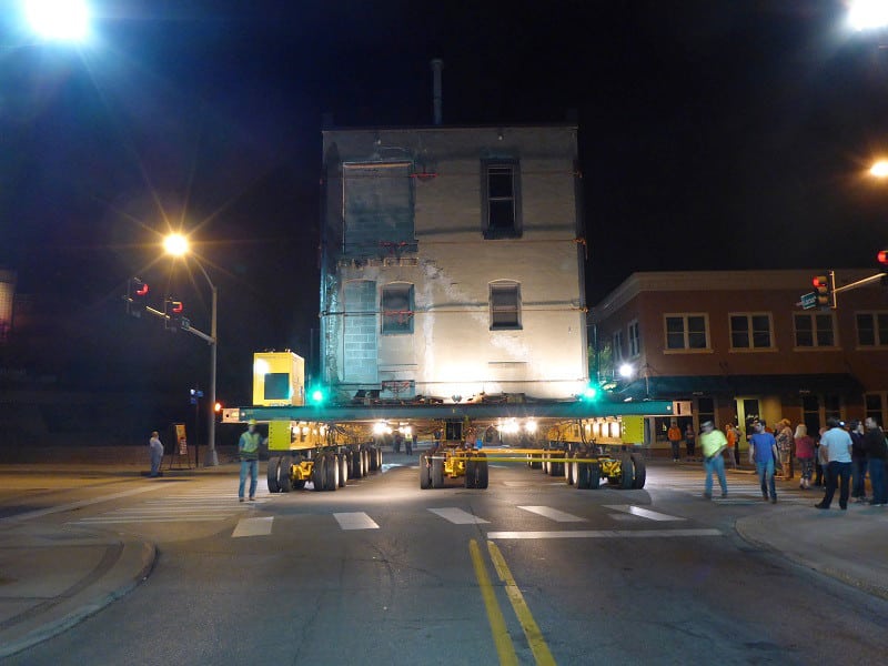 brick building relocation des moines, IA