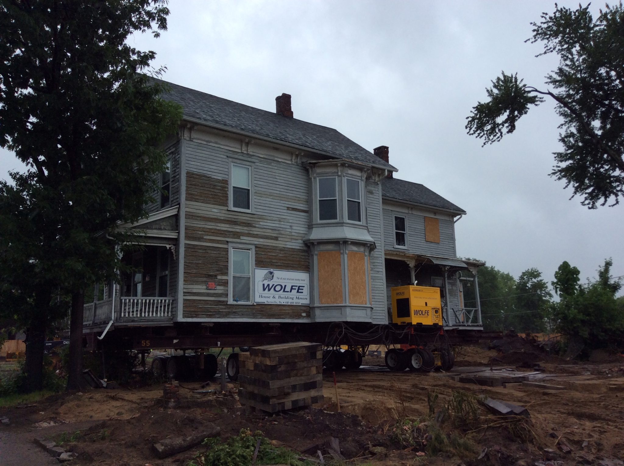 moving historic frame house in Springfield, MA