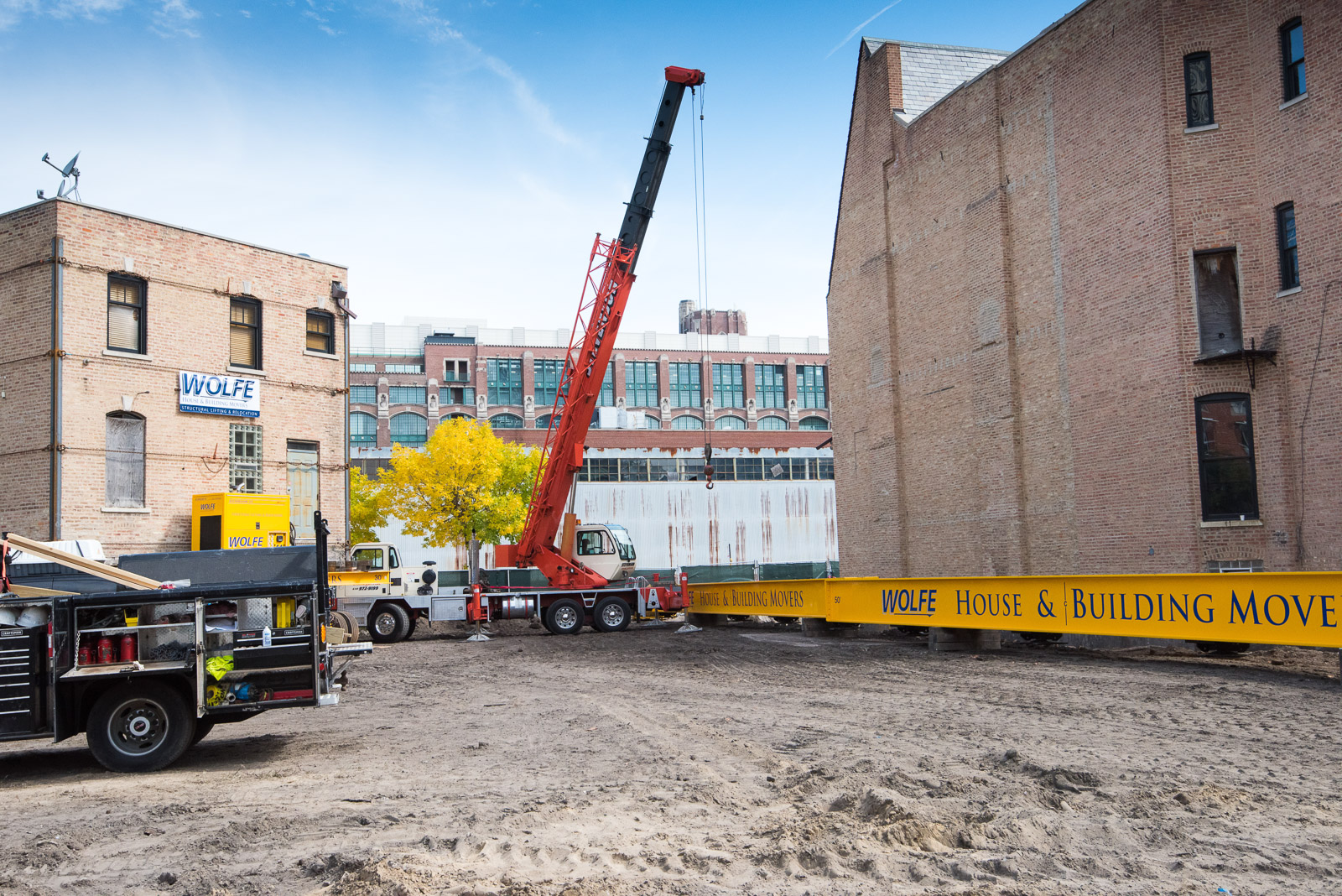 Historic Rees House move in Chicago, IL