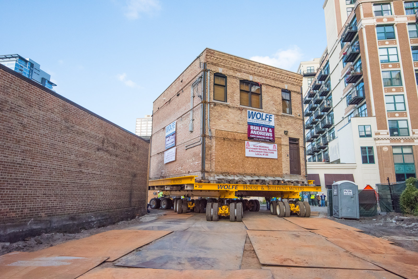 Lifting the Rees coach house