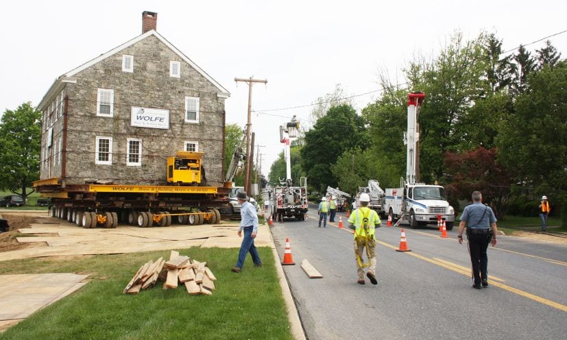 landisville-house-move-road-obstacles