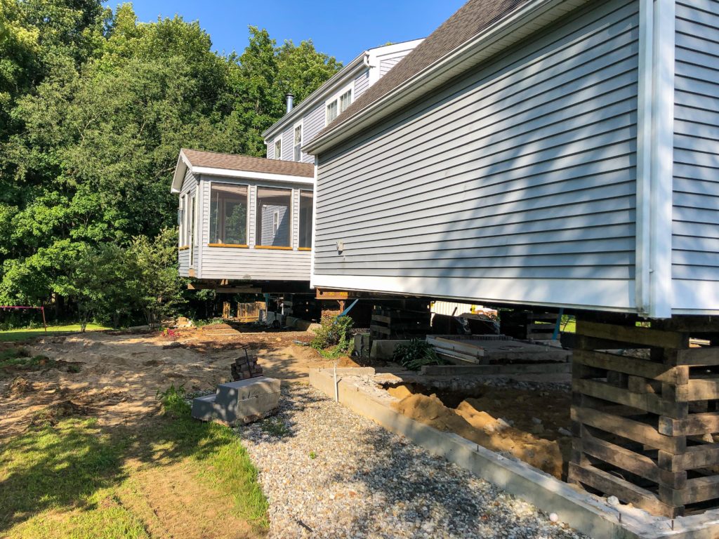 House Lift, House lifting, Raising a House