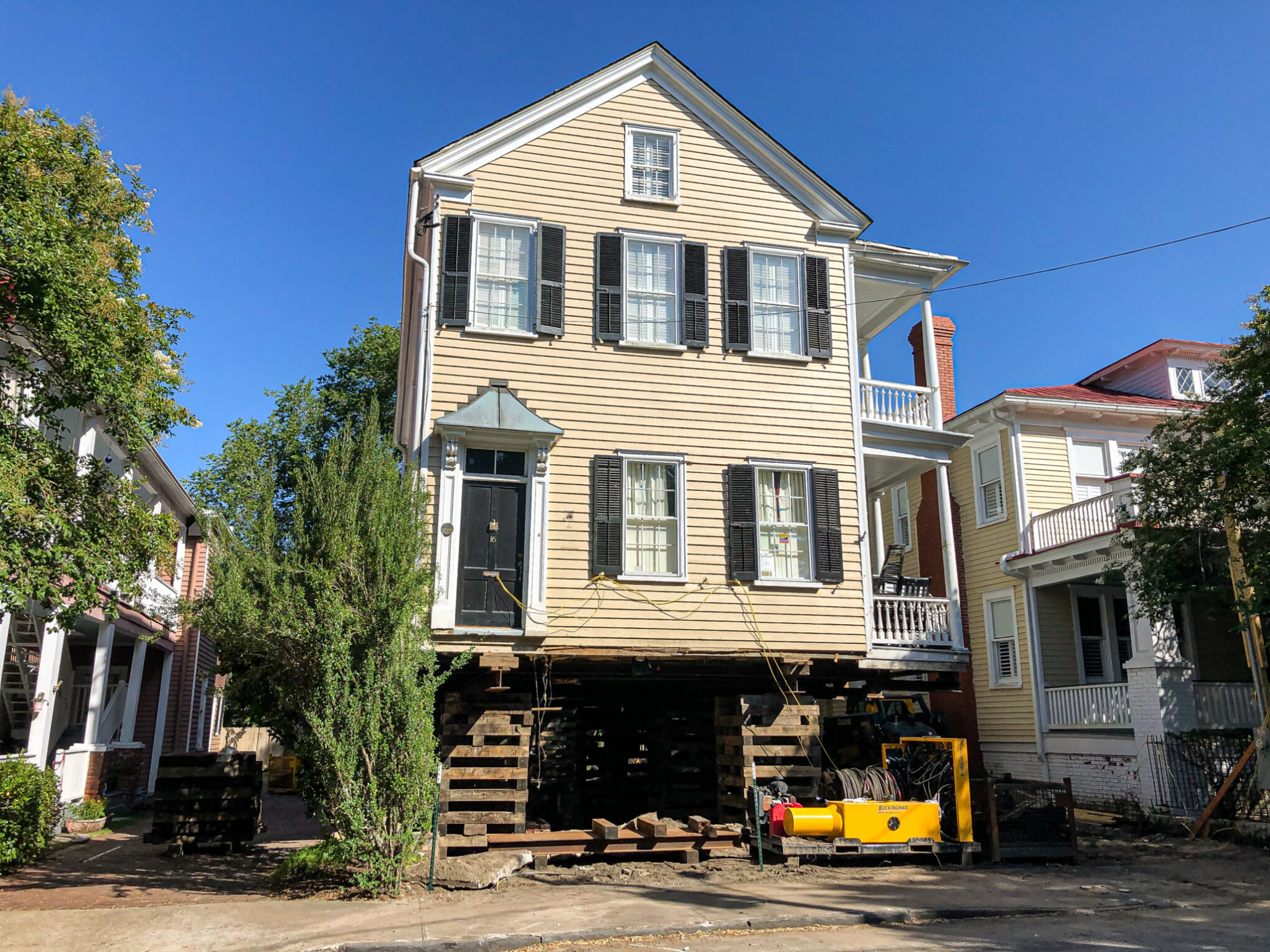 Charleston House Lift