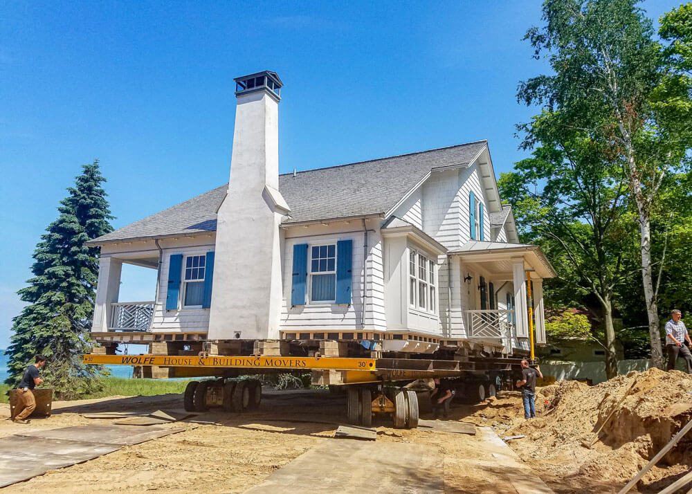 Lake Michigan House Move