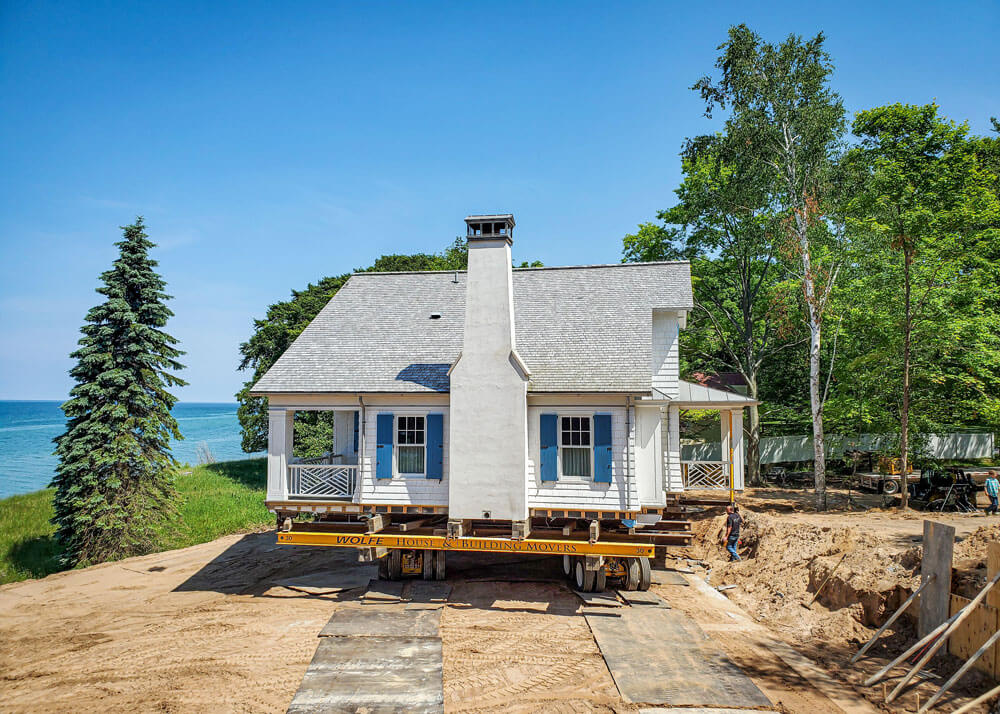 Lake Michigan House Move 