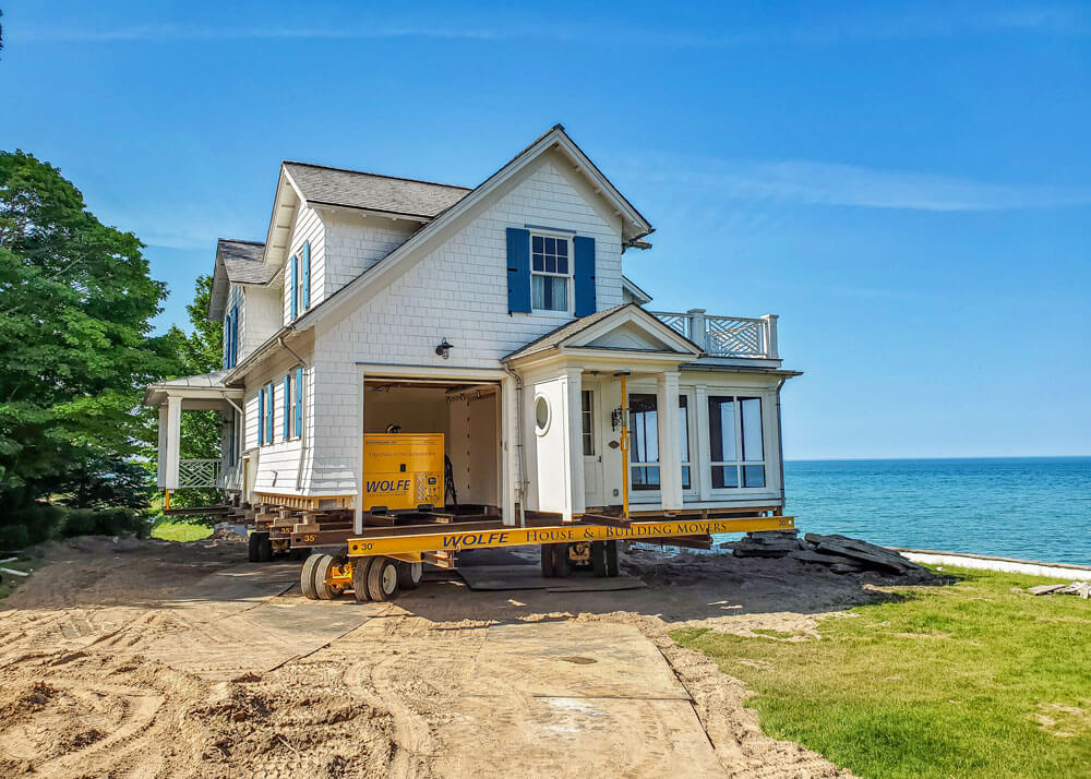 Lake Michigan House Move