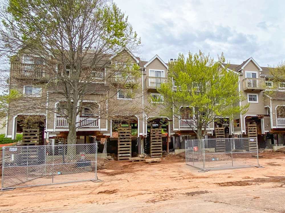 Connecticut condominium lift