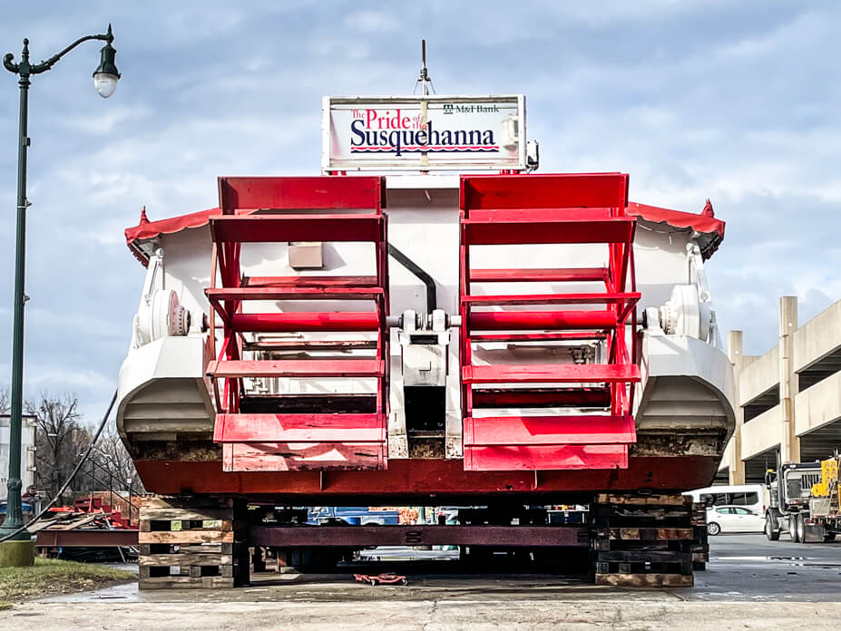 End shot of Susquehanna riverboat shows paddlewheels 