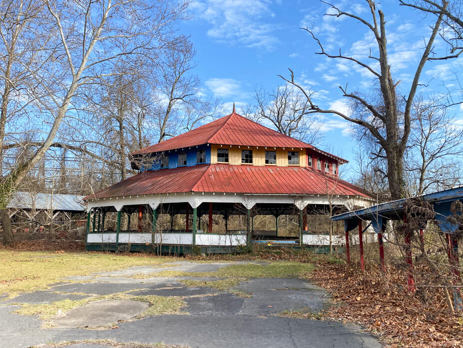 Williams Grove Carousel House in its original location at the now-closed Williams Grove Amusement Park