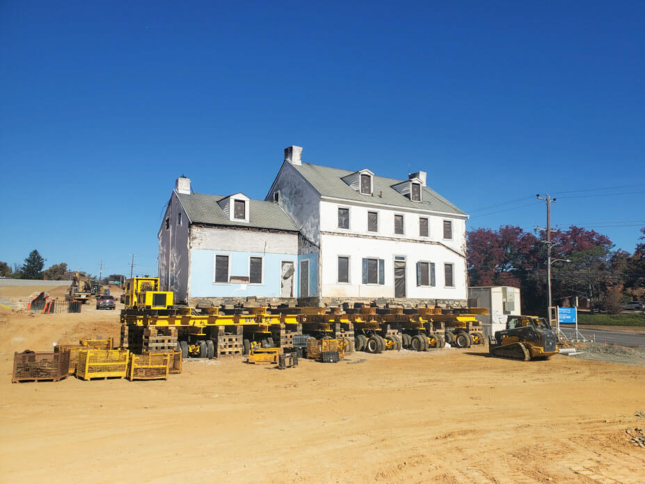 stone house on cribbing