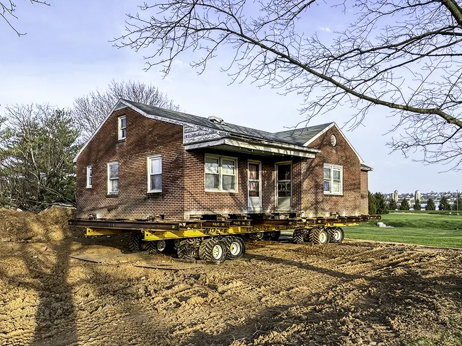 Photo of the home on the Buckingham Dolly